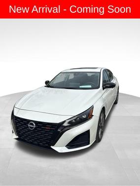2023 Nissan Altima SR VC-Turbo FWD