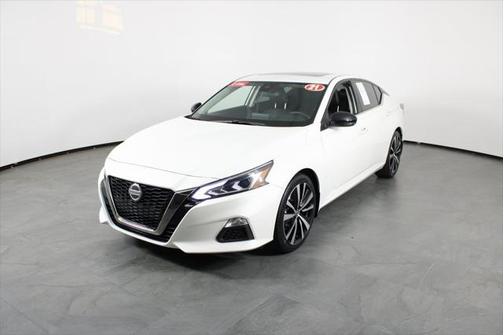 2021 Nissan Altima SR FWD