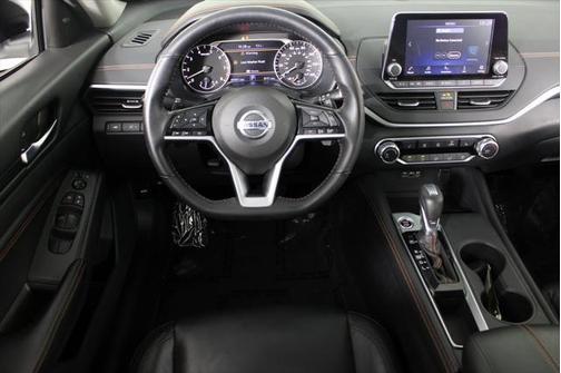 2021 Nissan Altima SR FWD