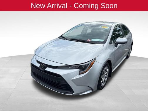 Classic Silver Metallic 2025 Toyota Corolla LE