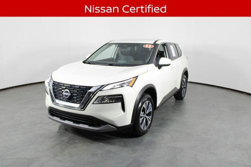 Pearl White Tricoat 2023 Nissan Rogue SV