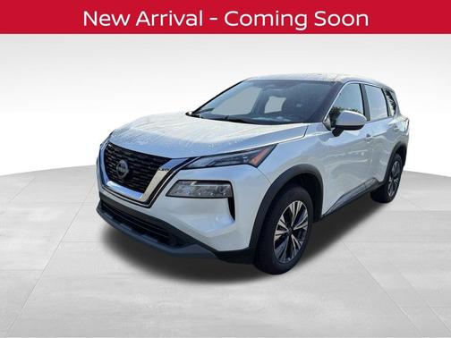 Pearl White Tricoat 2023 Nissan Rogue SV