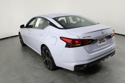 2023 Nissan Altima SR FWD