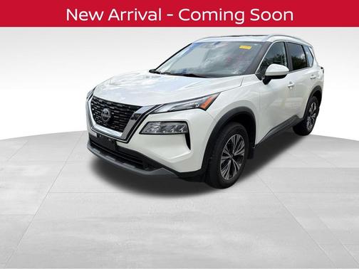 Pearl White Tricoat 2023 Nissan Rogue SV
