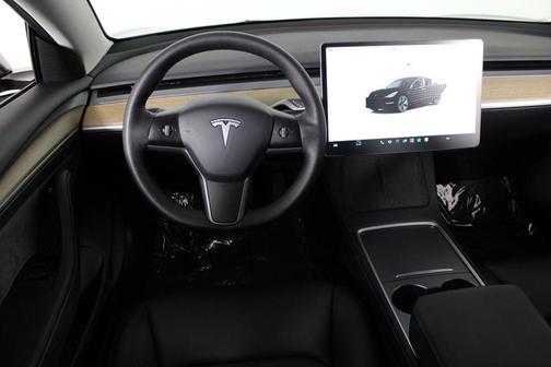 Midnight Silver Metallic 2022 Tesla Model 3 Long Range