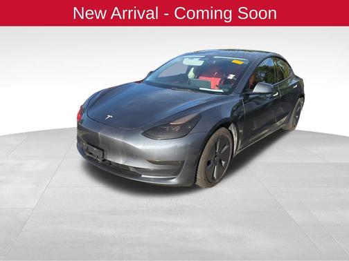 Midnight Silver Metallic 2022 Tesla Model 3 Long Range
