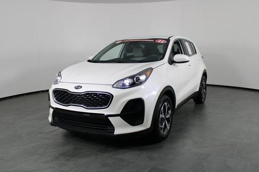 2022 Kia Sportage LX