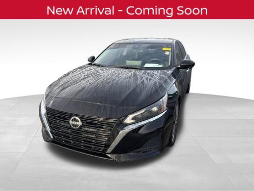 Super Black 2023 Nissan Altima 2.5 SL