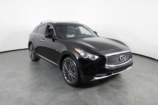 Black Obsidian 2017 INFINITI QX70 Base