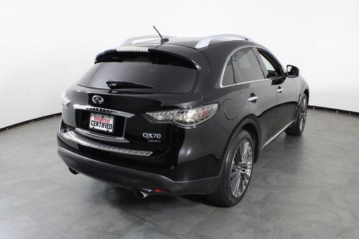 Black Obsidian 2017 INFINITI QX70 Base