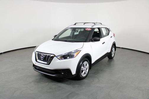 2019 Nissan Kicks S