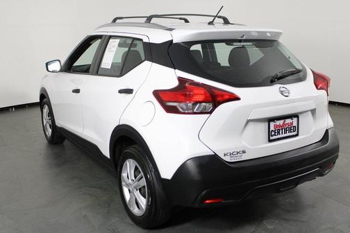 2019 Nissan Kicks S