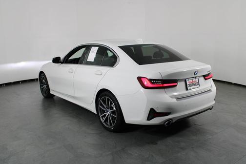 2022 BMW 330 330i