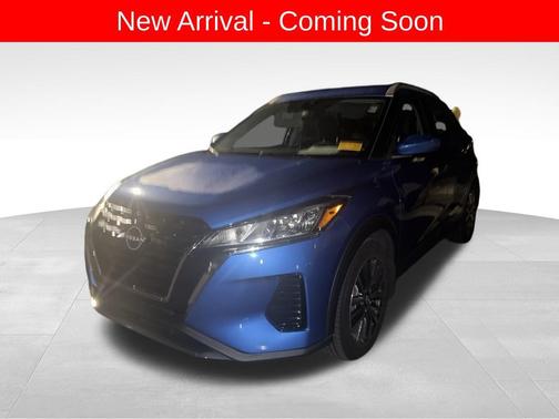 2022 Nissan Kicks SV