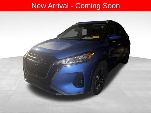 2022 Nissan Kicks SV