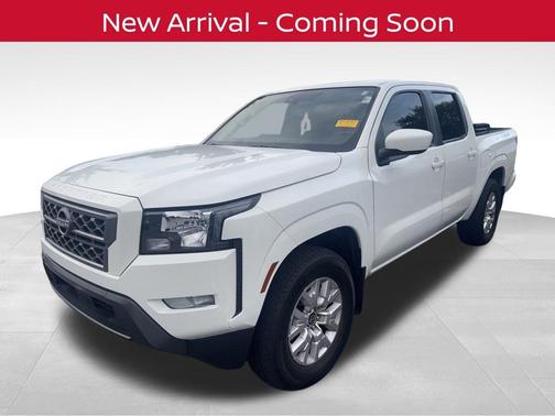 Glacier White 2024 Nissan Frontier SV