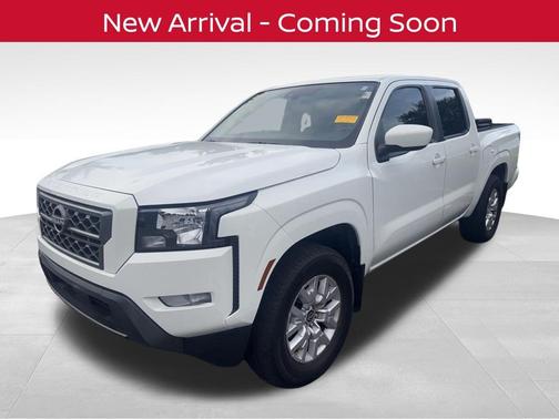 Glacier White 2024 Nissan Frontier SV
