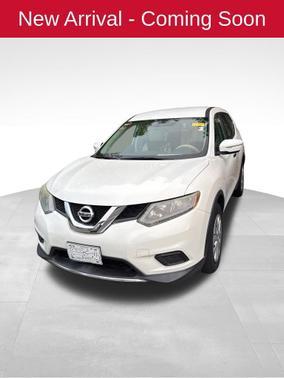 Glacier White 2015 Nissan Rogue S