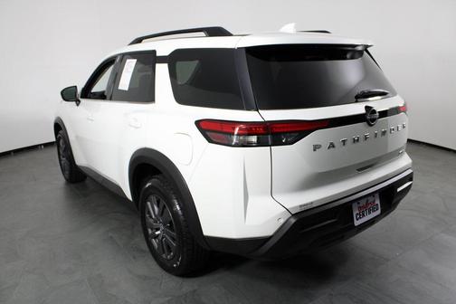 2023 Nissan Pathfinder SV FWD