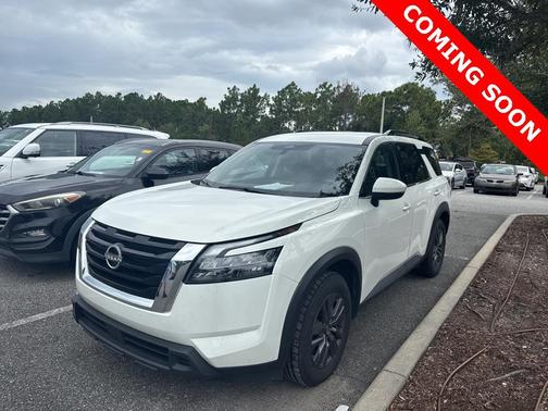 2023 Nissan Pathfinder SV FWD