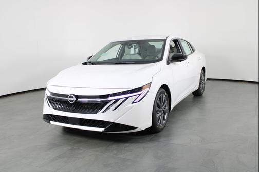 Aspen White Tricoat 2026 Nissan Sentra SL
