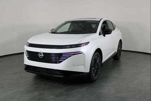 Everest White Pearl Tricoat 2026 Nissan Murano Platinum