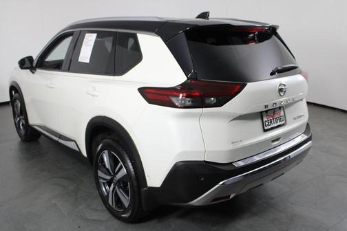 2021 Nissan Rogue Platinum