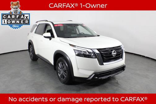 Pearl White Tricoat 2024 Nissan Pathfinder SV FWD