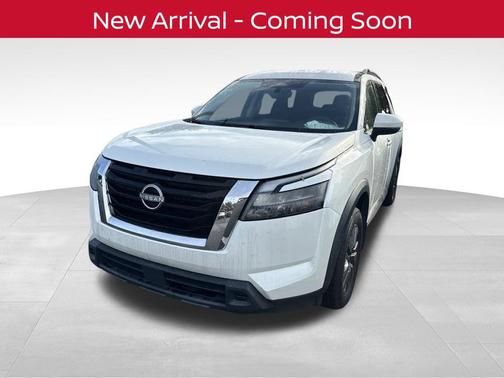 Pearl White Tricoat 2024 Nissan Pathfinder SV FWD