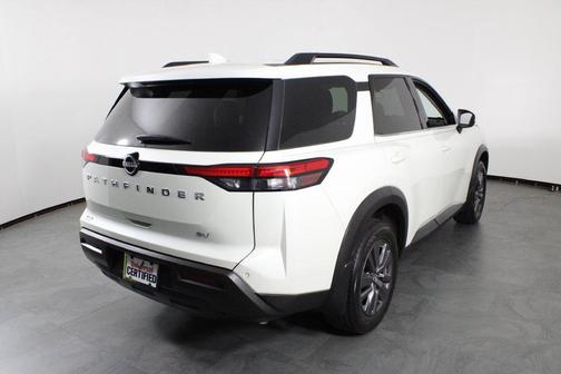 Pearl White Tricoat 2024 Nissan Pathfinder SV FWD