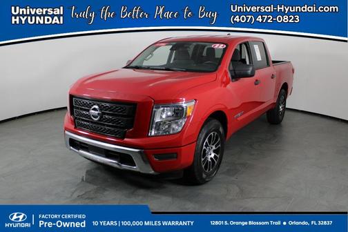 2022 Nissan Titan SV