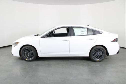 Fresh Powder 2026 Nissan Sentra SV
