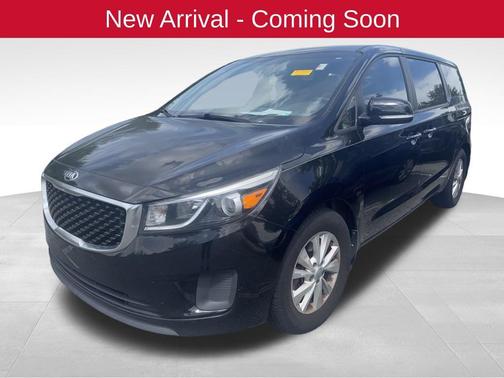 Aurora Black Pearl 2016 Kia Sedona L