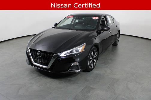 Super Black 2022 Nissan Altima 2.5 SV