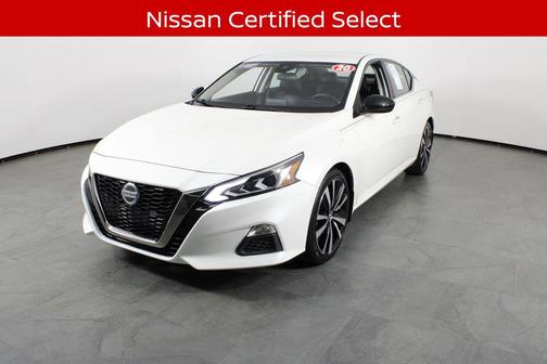 Pearl White Tricoat 2020 Nissan Altima SR FWD