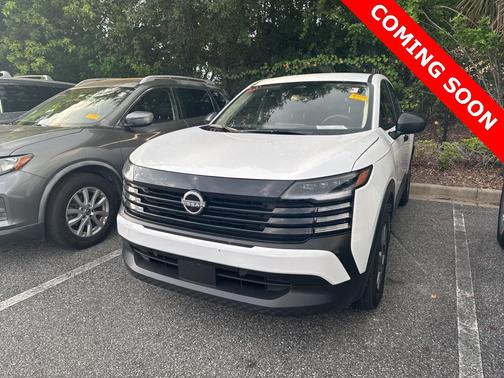 2025 Nissan Kicks S