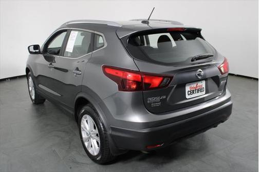 2017 Nissan Rogue Sport SV
