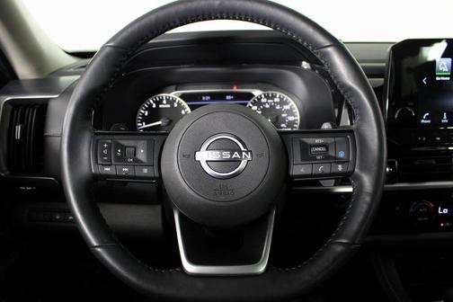 2023 Nissan Pathfinder SL FWD