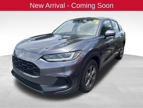 Urban Gray Pearl 2026 Honda HR-V LX