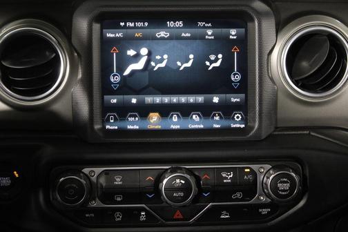 2023 Jeep Gladiator Overland