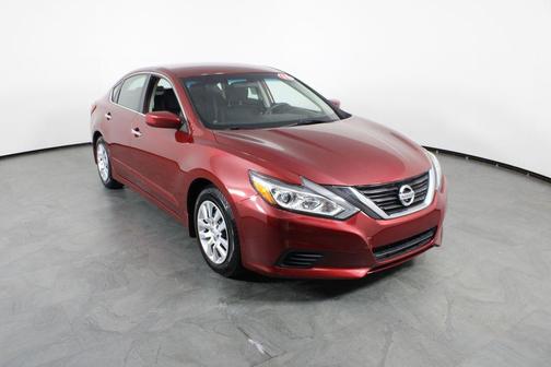 Cayenne Red 2016 Nissan Altima 2.5 S