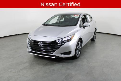 Brilliant Silver Metallic 2025 Nissan Versa 1.6 SV