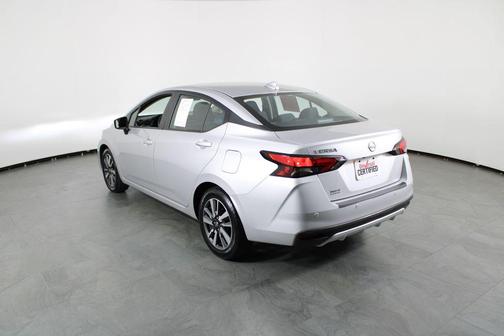 Brilliant Silver Metallic 2025 Nissan Versa 1.6 SV