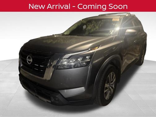 2022 Nissan Pathfinder SL 2WD
