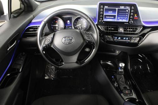 Silver Knockout Metallic 2020 Toyota C-HR XLE