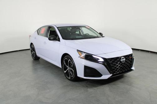 Gray Sky Pearl 2023 Nissan Altima SR FWD
