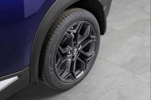 Deep Blue Pearl 2026 Nissan Kicks SR