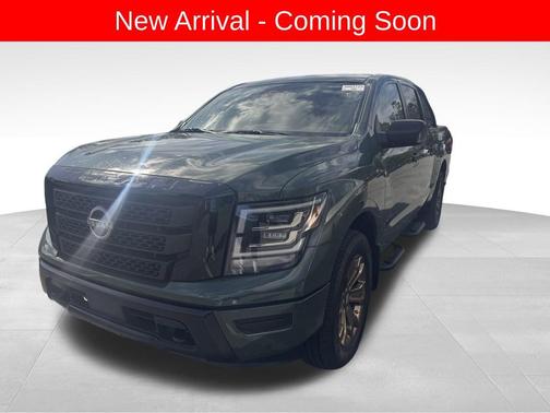 2024 Nissan Titan SV