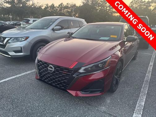 2023 Nissan Altima SR FWD