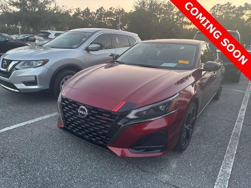 2023 Nissan Altima SR FWD